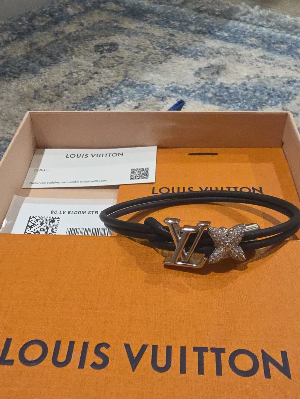 NWT Louis Vuitton Bloom Strass Crystal Leather Cord Bracelet!